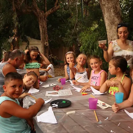 Happy Camp Mobile Homes In Village Paestum Campsite Eboli